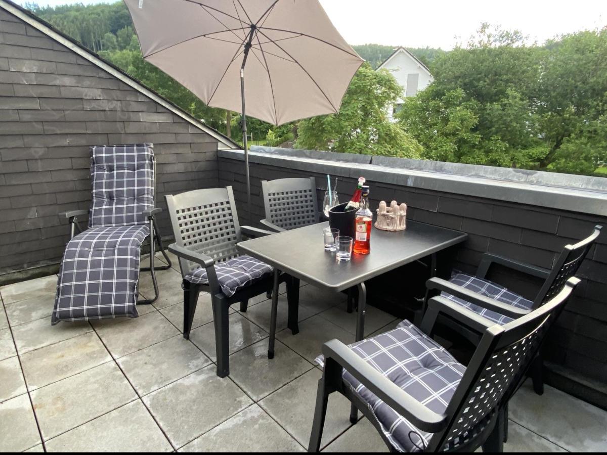 Ferienwohnung Koelbel Familienurlaub In Der Natur Schmallenberg Esterno foto